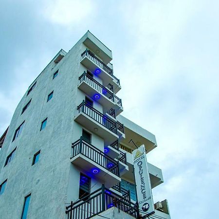 Opulence Colombo Hotel Exterior photo